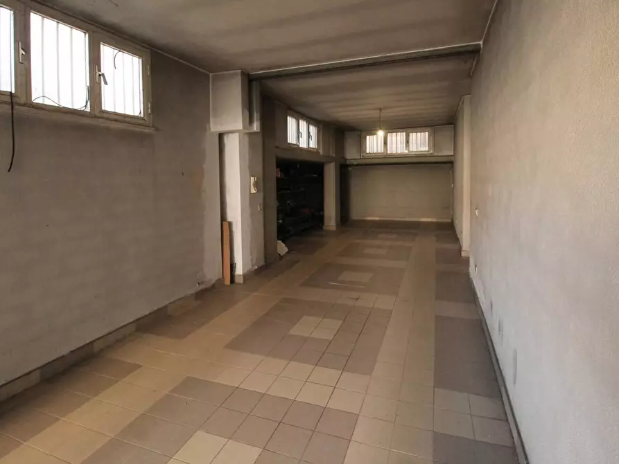 Immagine 9 di Appartamento in vendita  in via Lai a Nuoro