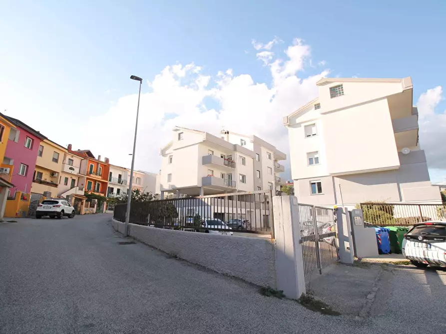 Immagine 32 di Appartamento in vendita  in via Lai a Nuoro