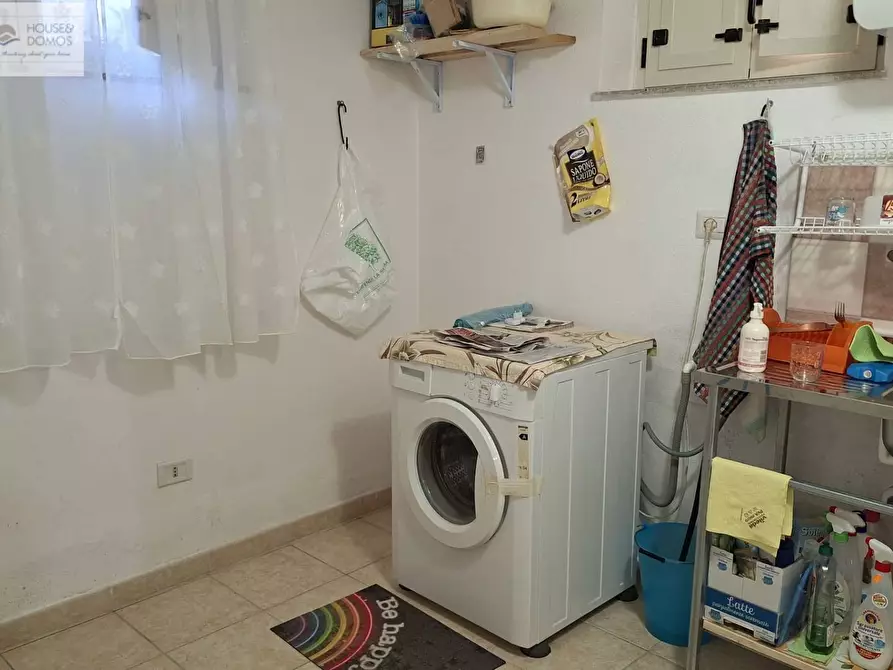 Immagine 12 di Appartamento in vendita  in via Della Luna 18 a Dorgali