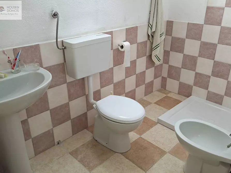 Immagine 13 di Appartamento in vendita  in via Della Luna 18 a Dorgali