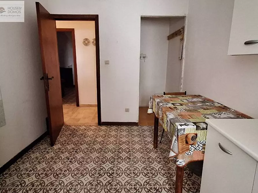Immagine 15 di Casa indipendente in vendita  in via Roma 68 a Dorgali