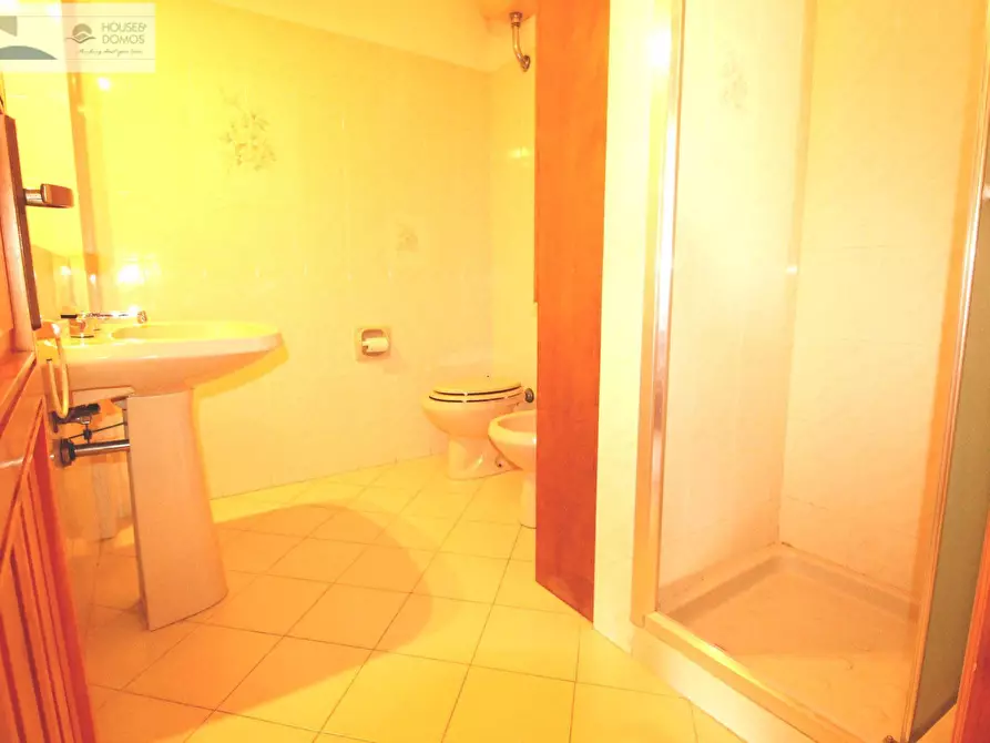 Immagine 24 di Appartamento in vendita  in via Marco Polo 20 a Dorgali