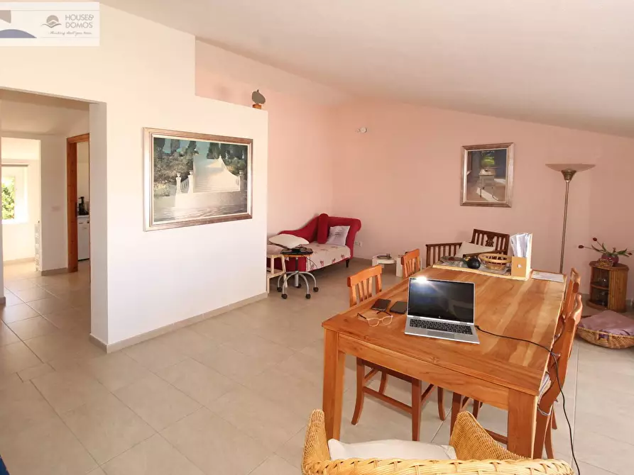 Immagine 22 di Appartamento in vendita  in via Colombo 42 a Dorgali