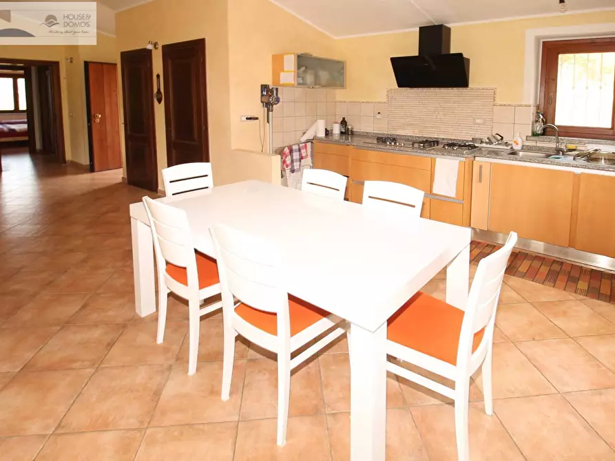 Immagine 17 di Casa indipendente in vendita  a Dorgali
