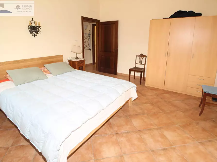 Immagine 21 di Casa indipendente in vendita  a Dorgali
