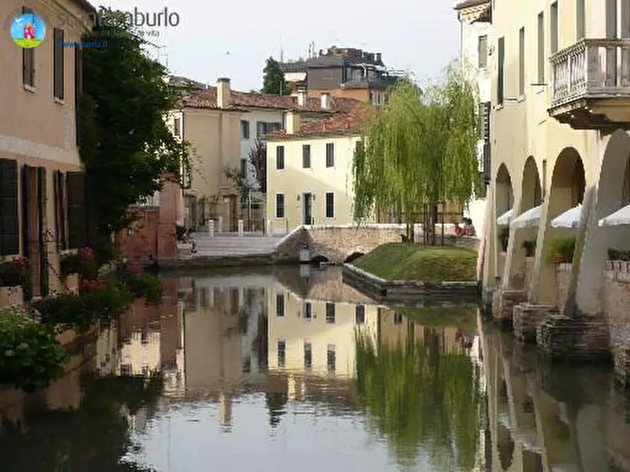 Immagine 1 di Negozio in vendita  a Treviso