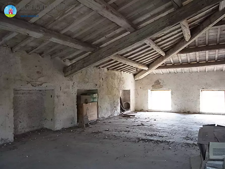 Immagine 21 di Rustico / casale in vendita  a Asolo