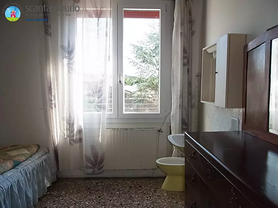 Immagine 25 di Negozio in vendita  a Breda Di Piave