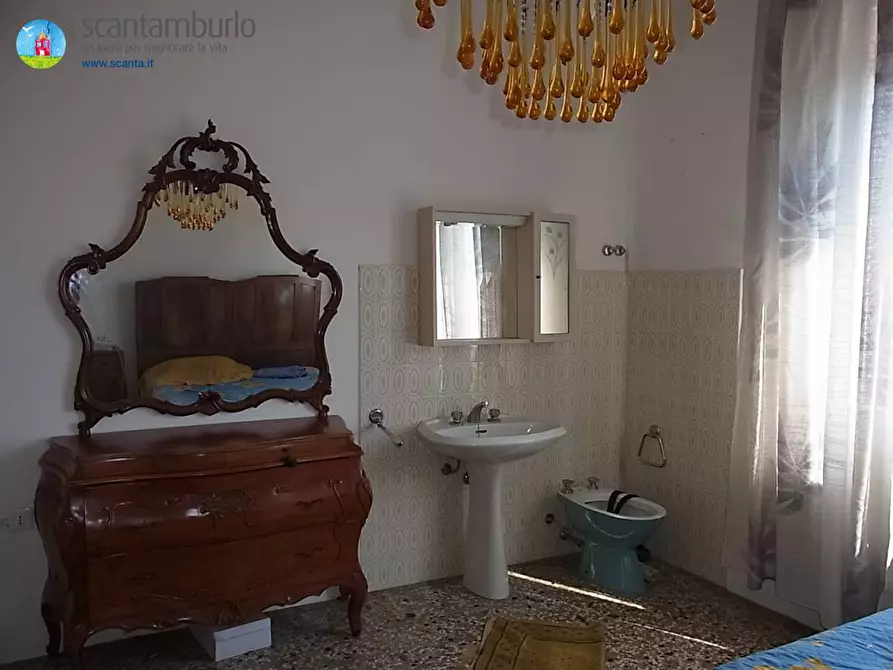 Immagine 28 di Negozio in vendita  a Breda Di Piave