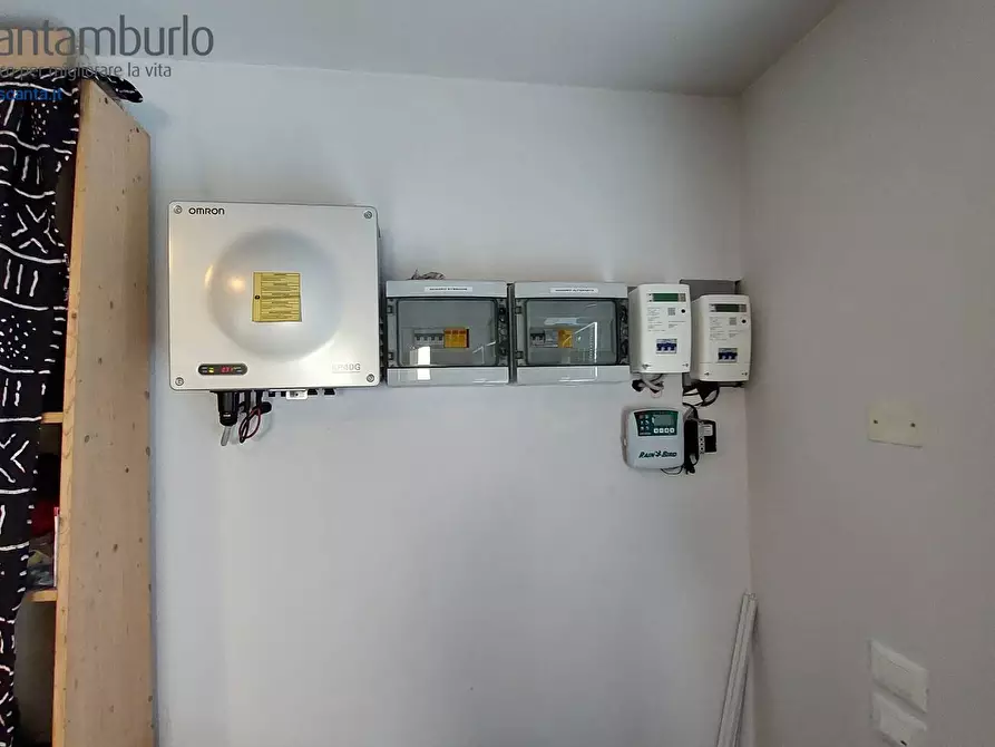 Immagine 26 di Casa indipendente in vendita  a Paese