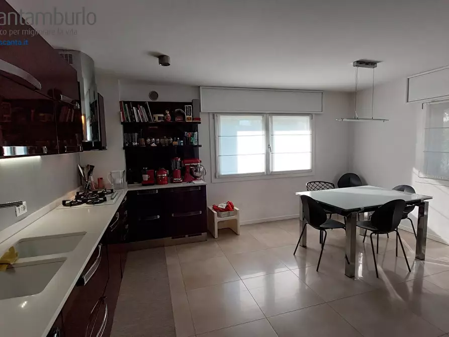 Immagine 30 di Casa indipendente in vendita  a Paese