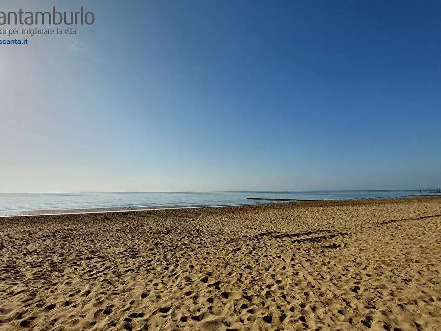 Immagine 10 di Appartamento in vendita  a Jesolo