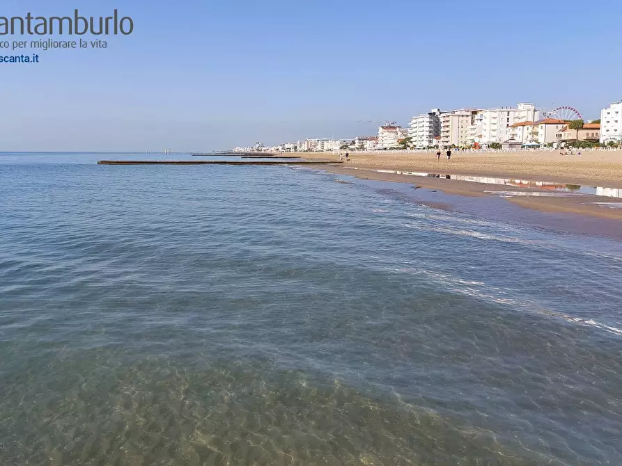 Immagine 17 di Appartamento in vendita  a Jesolo