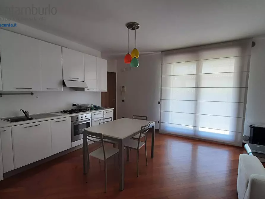 Immagine 5 di Appartamento in affitto  a Treviso