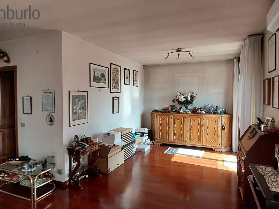 Immagine 6 di Appartamento in vendita  a Treviso