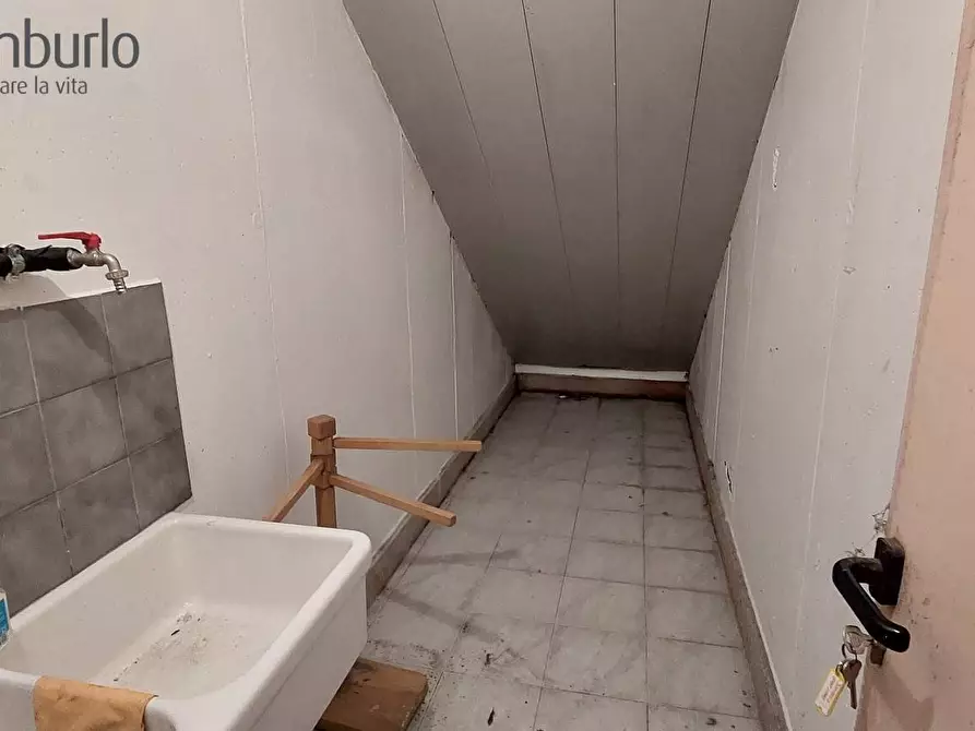 Immagine 7 di Box auto in vendita  a Treviso