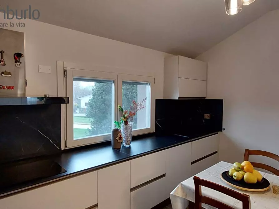 Immagine 7 di Casa semindipendente in vendita  a Carbonera