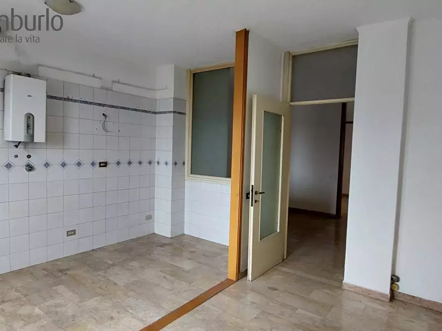 Immagine 9 di Appartamento in vendita  a Treviso