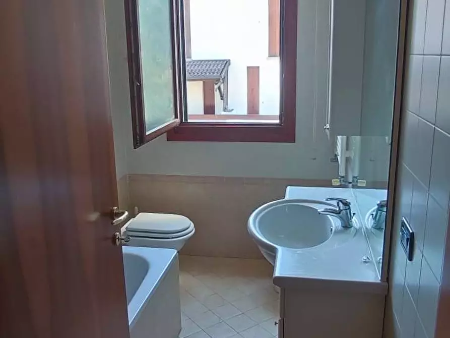 Immagine 3 di Appartamento in vendita  a Casier