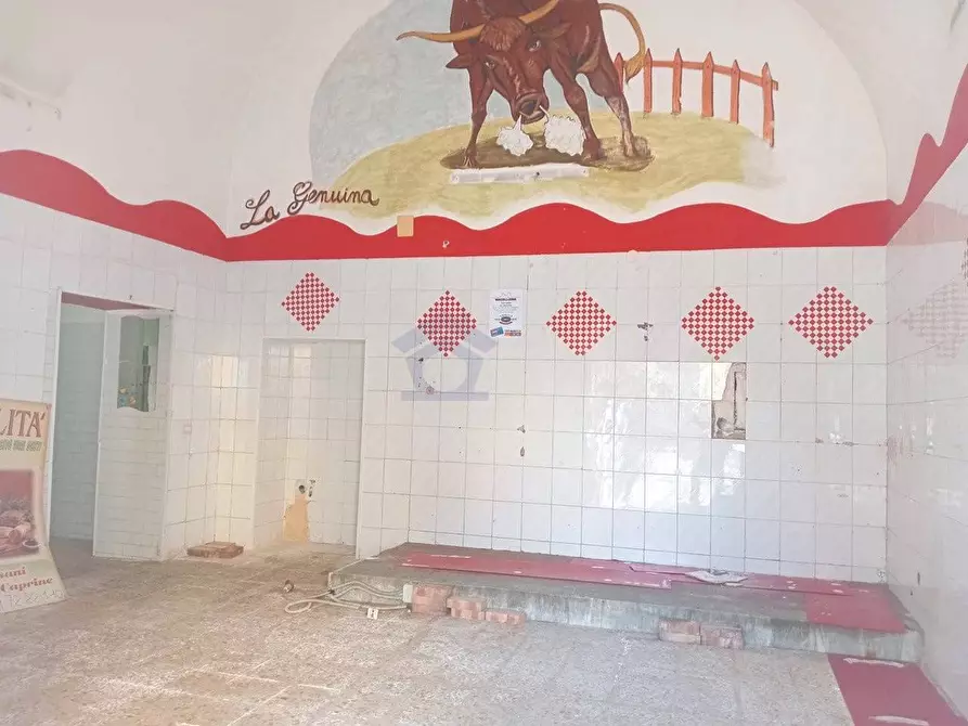 Immagine 2 di Locale commerciale in affitto  in via pastore a Torre Annunziata