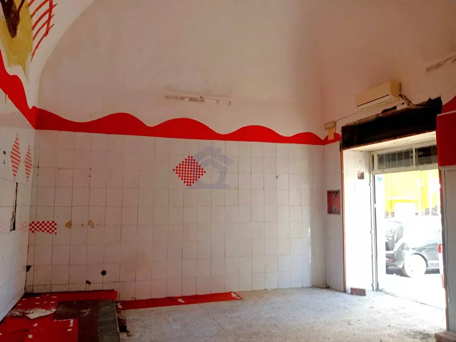 Immagine 3 di Locale commerciale in affitto  in via pastore a Torre Annunziata