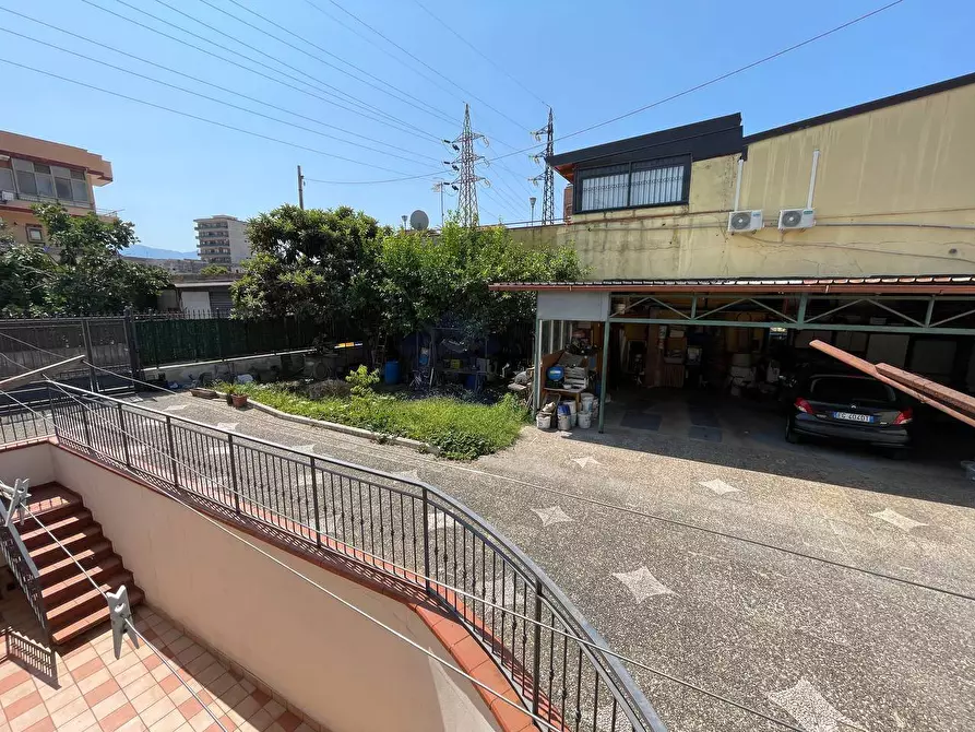 Immagine 29 di Villa in vendita  in via cuccurullo a Torre Annunziata