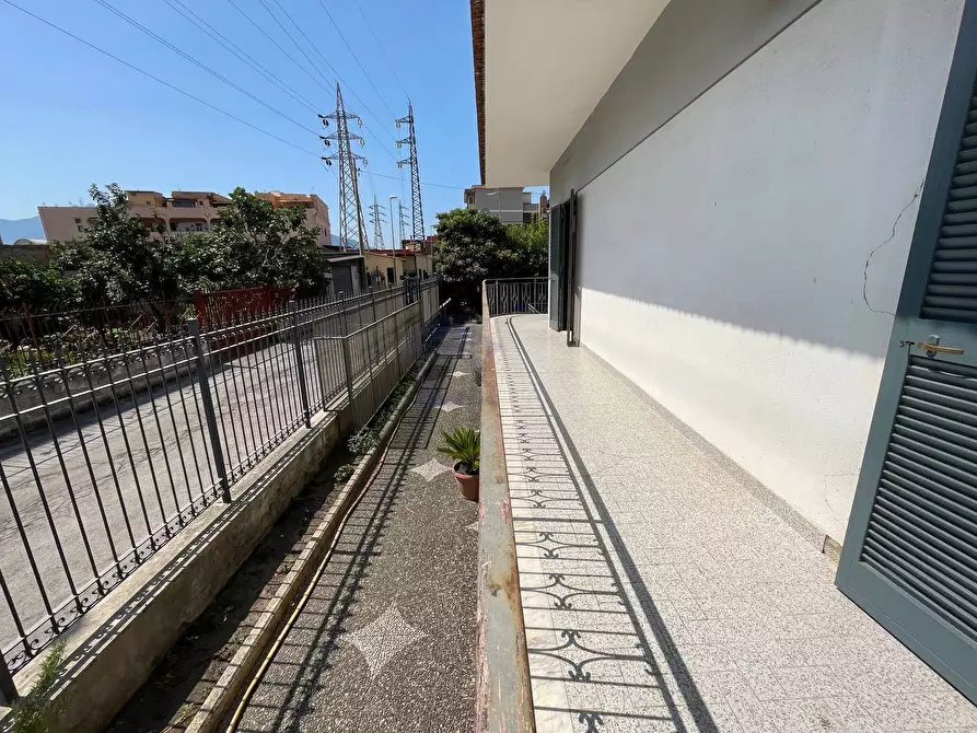 Immagine 32 di Villa in vendita  in via cuccurullo a Torre Annunziata