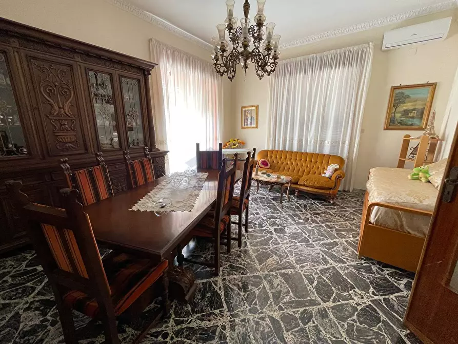 Immagine 35 di Villa in vendita  in via cuccurullo a Torre Annunziata