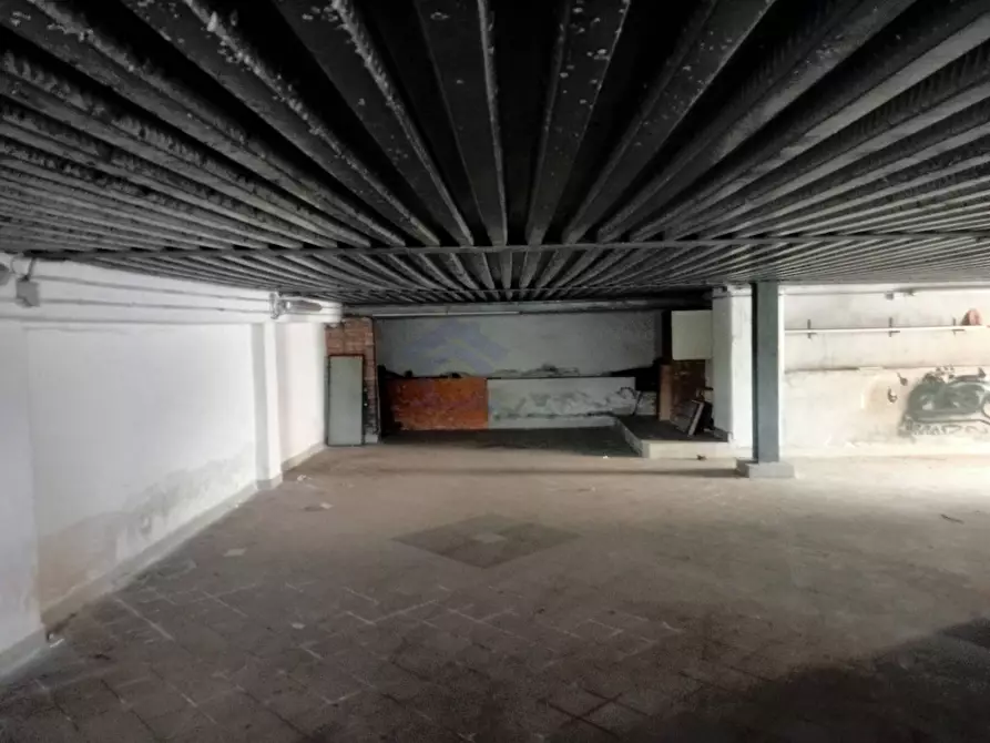 Immagine 3 di Agriturismo in vendita  in via prota a Torre Annunziata