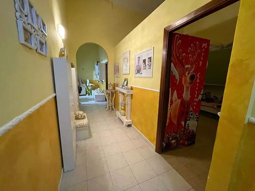 Immagine 2 di Appartamento in vendita  in via nazionale a Boscotrecase