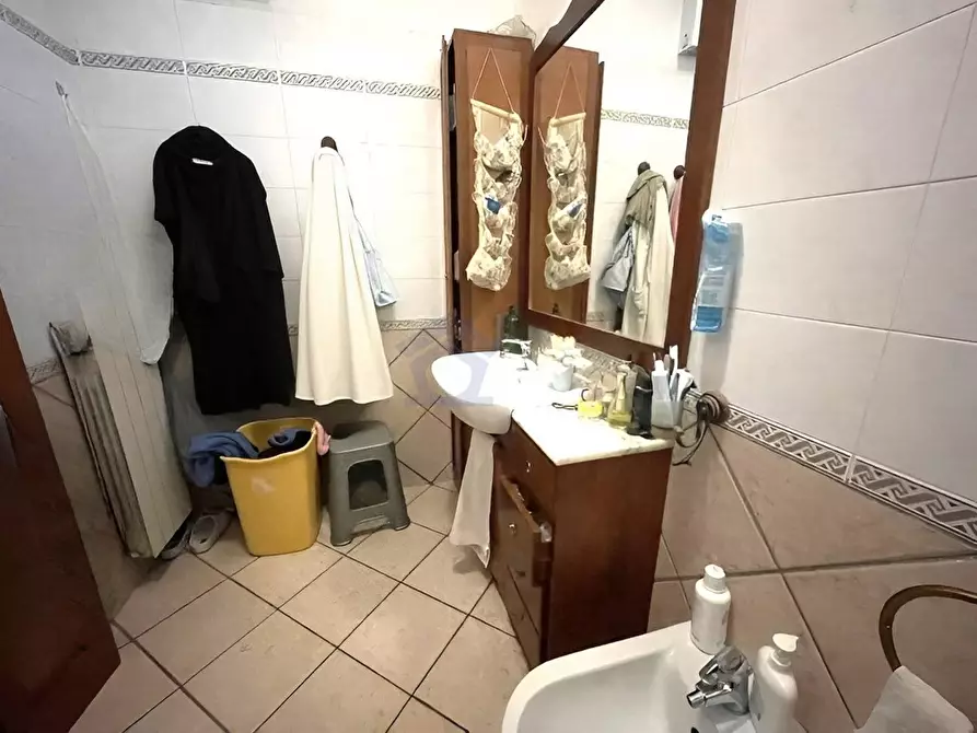 Immagine 7 di Appartamento in vendita  in via veneto a Torre Annunziata