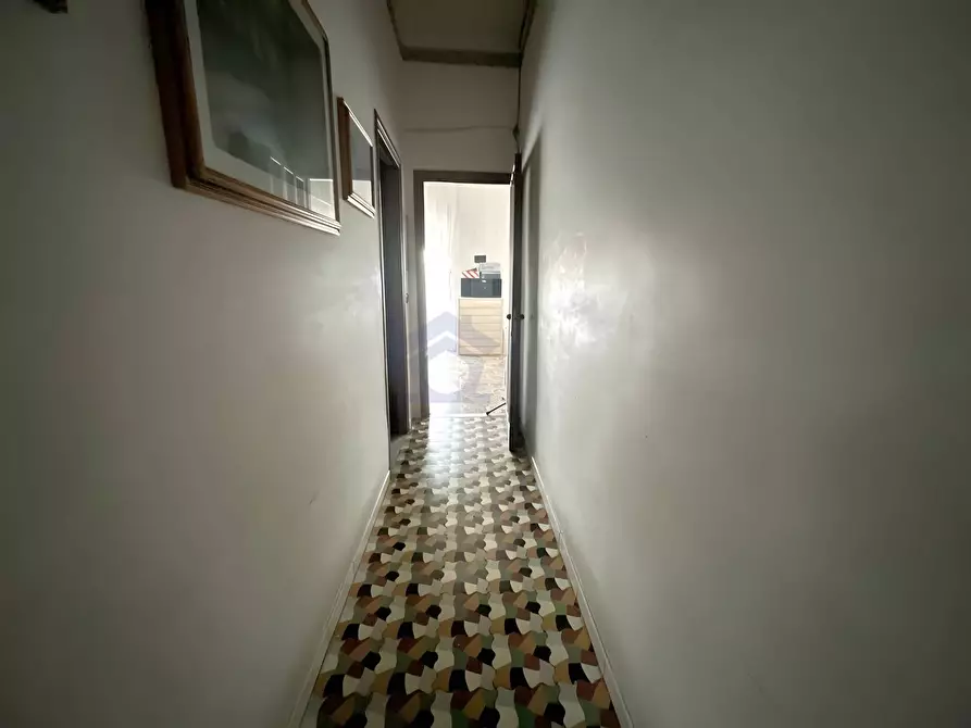 Immagine 9 di Appartamento in vendita  in via veneto a Torre Annunziata