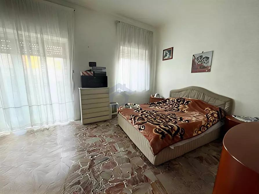 Immagine 12 di Appartamento in vendita  in via veneto a Torre Annunziata