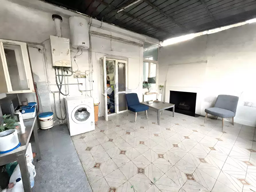 Immagine 18 di Appartamento in vendita  in via veneto a Torre Annunziata