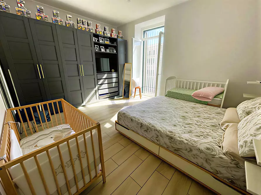 Immagine 13 di Appartamento in vendita  in piazza ernesto cesaro a Torre Annunziata