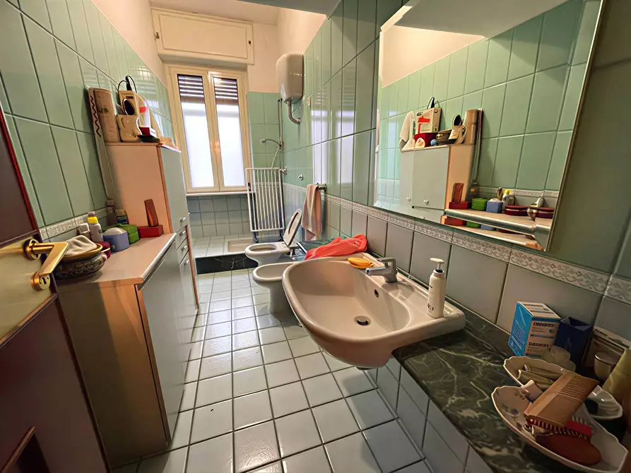 Immagine 21 di Villa in vendita  in via roma a Torre Annunziata