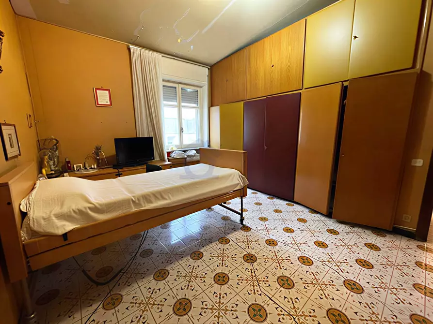 Immagine 24 di Villa in vendita  in via roma a Torre Annunziata