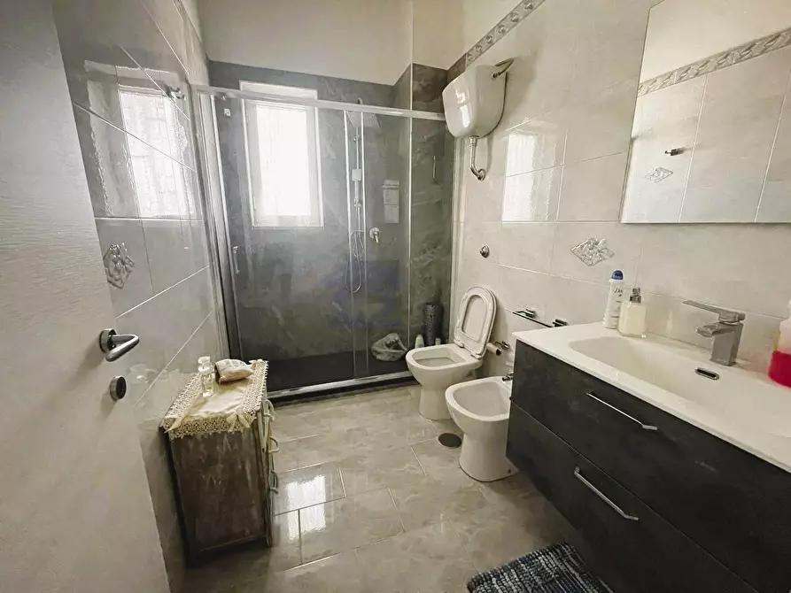 Immagine 19 di Appartamento in vendita  in via parco triesta a Torre Annunziata