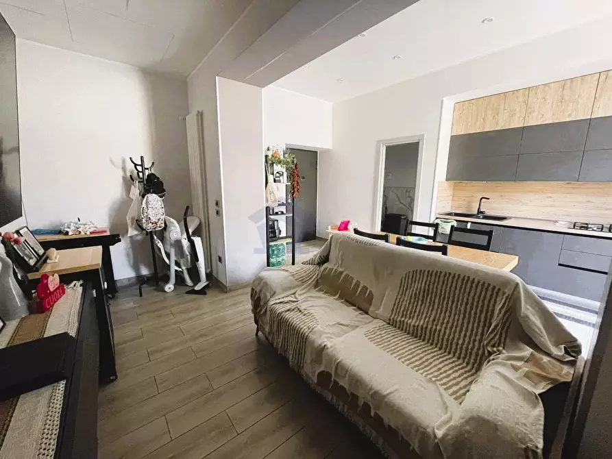 Immagine 3 di Appartamento in vendita  in piazza ernesto cesaro a Torre Annunziata