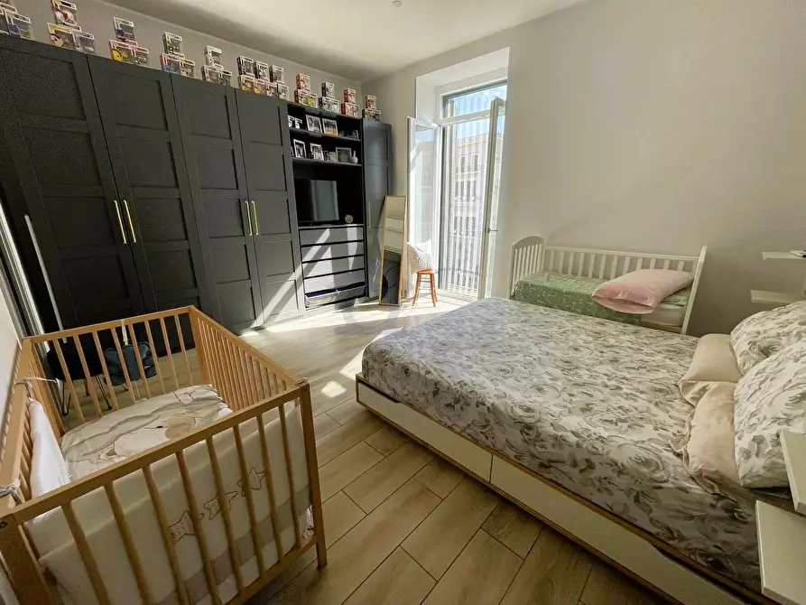 Immagine 11 di Appartamento in vendita  in piazza ernesto cesaro a Torre Annunziata