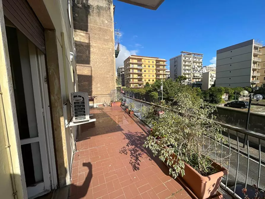 Immagine 21 di Appartamento in vendita  in via gambardella a Torre Annunziata