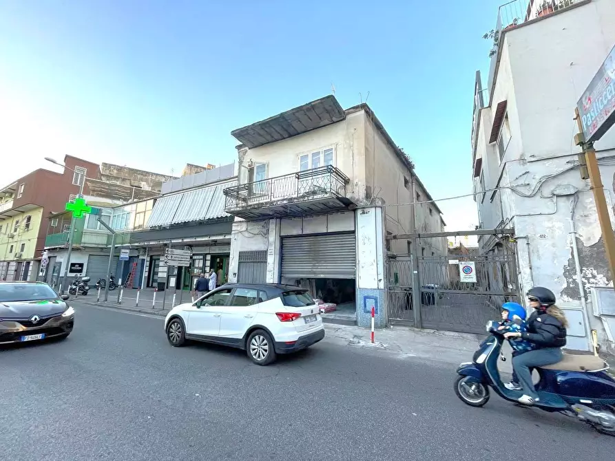 Immagine 1 di Appartamento in vendita  in via veneto a Torre Annunziata