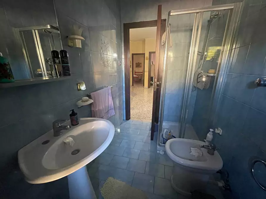 Immagine 18 di Appartamento in vendita  in via iv giornate a Torre Annunziata