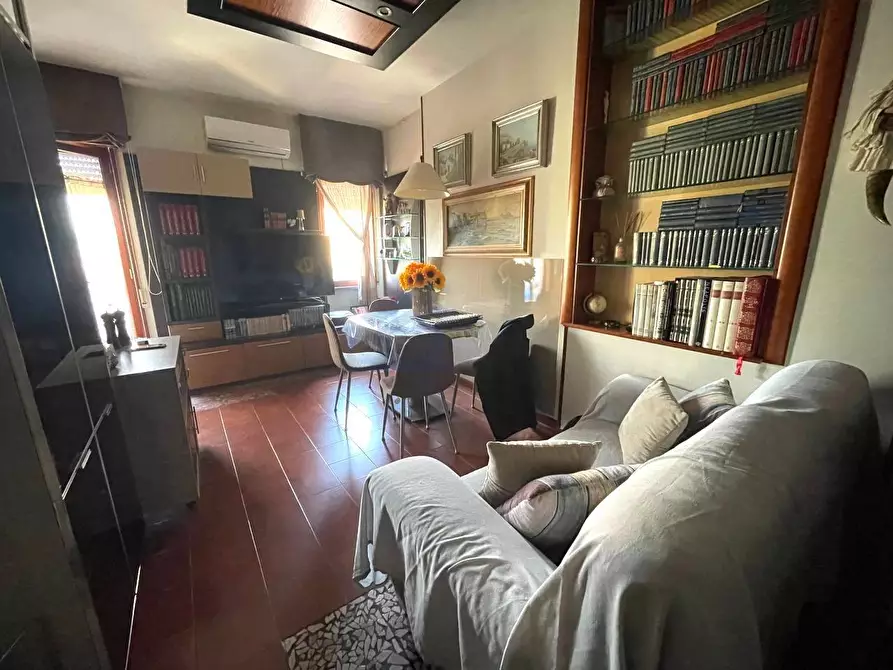 Immagine 8 di Appartamento in vendita  in via tagliamonte a Torre Annunziata