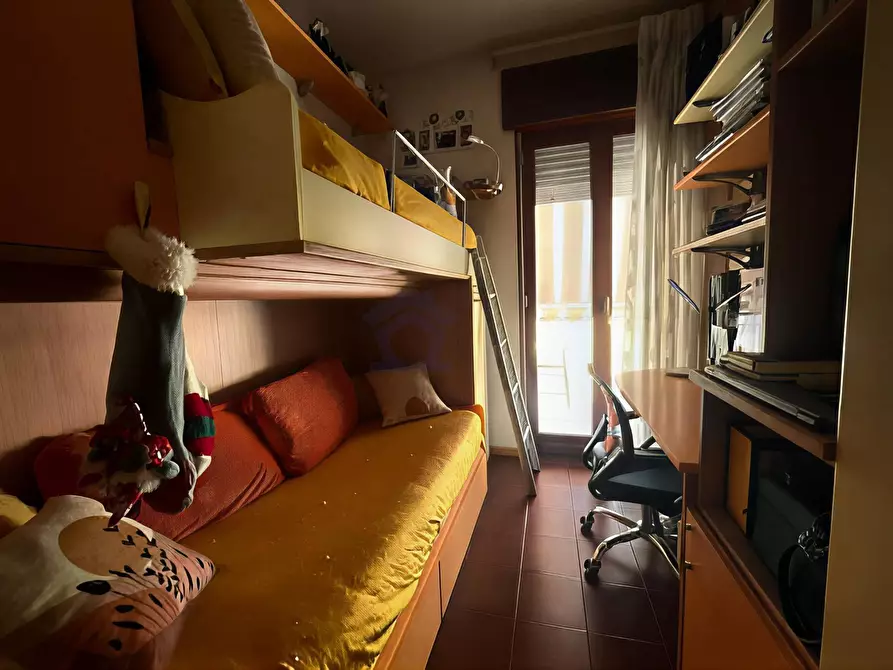 Immagine 10 di Appartamento in vendita  in via tagliamonte a Torre Annunziata