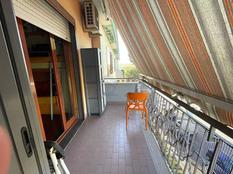 Immagine 15 di Appartamento in vendita  in via tagliamonte a Torre Annunziata