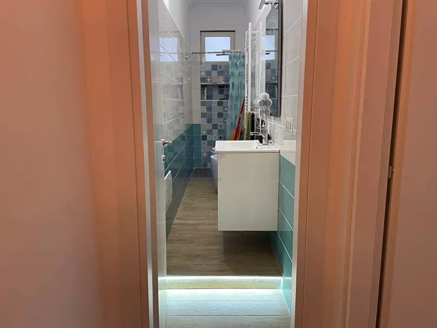 Immagine 14 di Appartamento in vendita  in via cardinal prisco a Boscotrecase