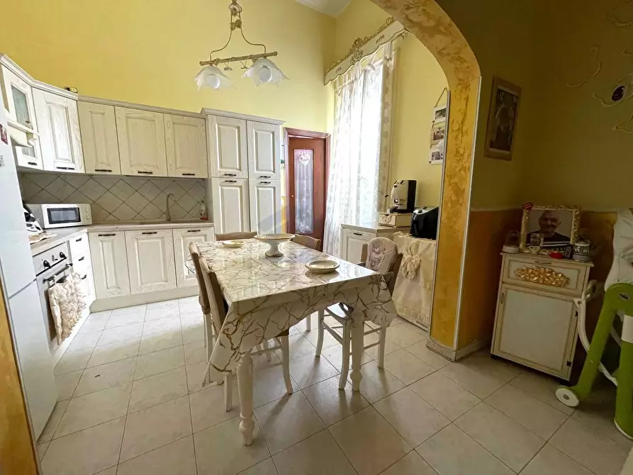 Immagine 3 di Appartamento in vendita  in via nazionale a Boscotrecase