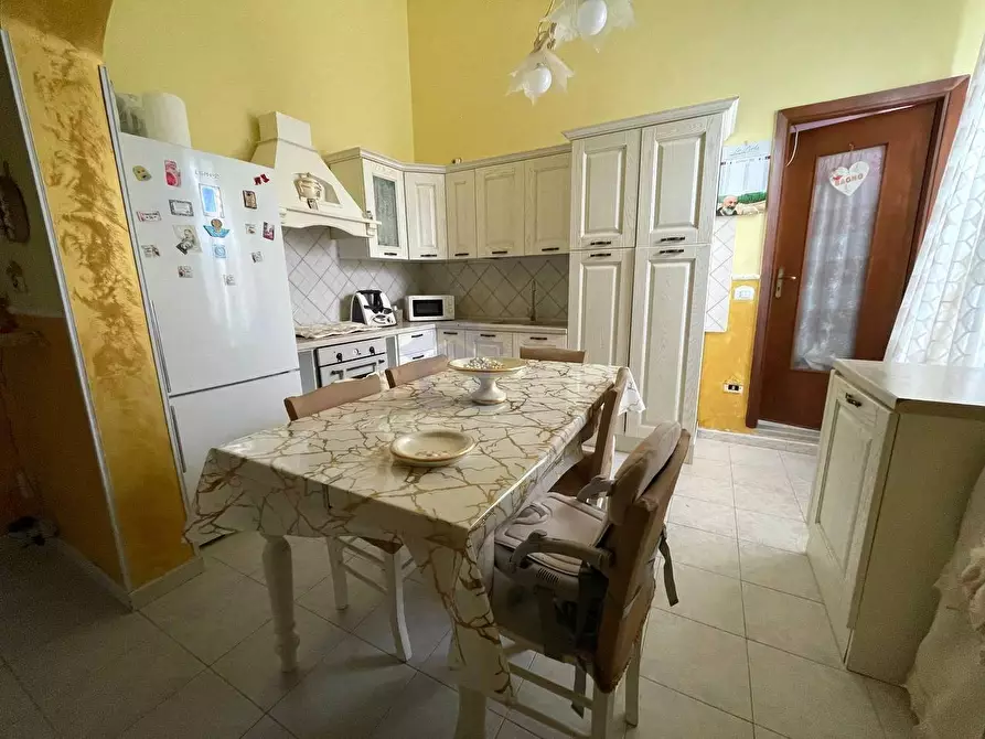 Immagine 4 di Appartamento in vendita  in via nazionale a Boscotrecase