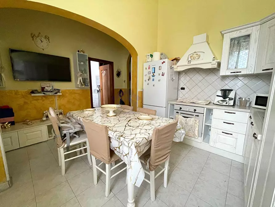 Immagine 5 di Appartamento in vendita  in via nazionale a Boscotrecase